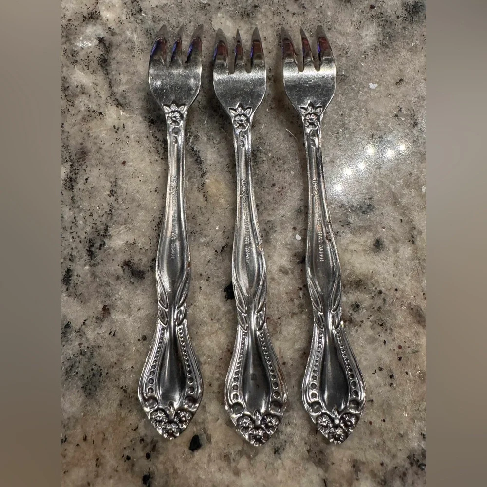 Vintage Lifetime cocktail 3 Elegant Silver Fork Set